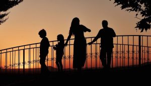 Familie in der Kirche Jesu Christi: Werte, Ehe und moderne Fragen